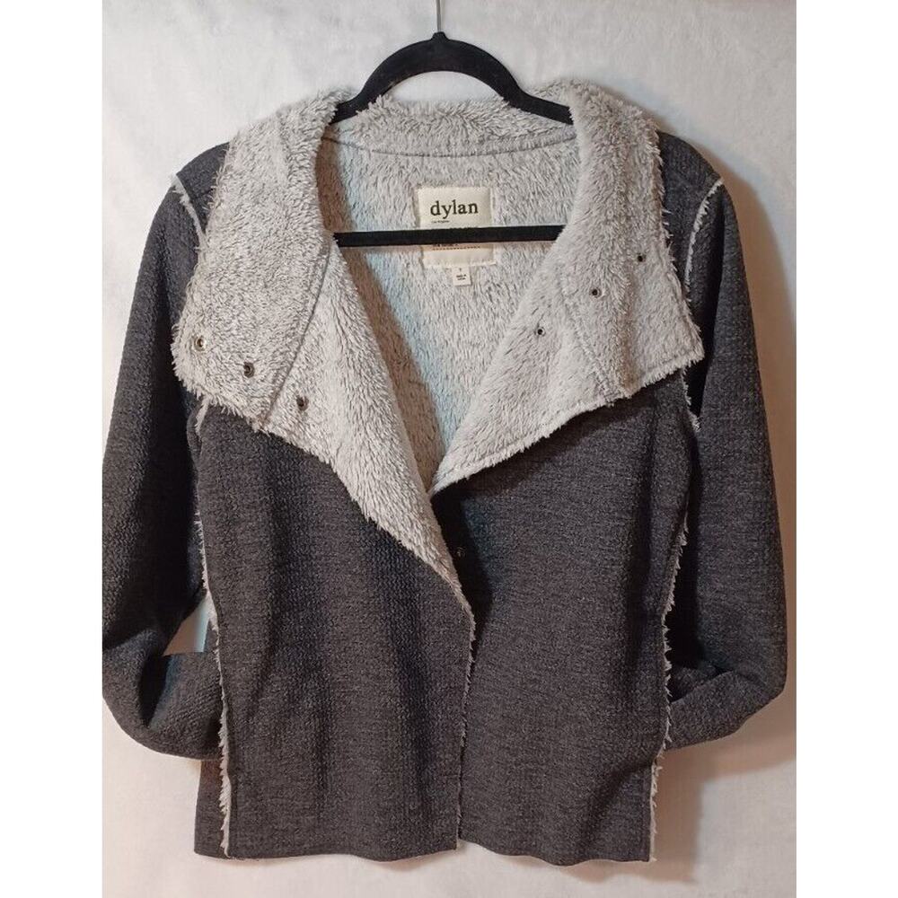 Dylan Womens Jacket Small Gray Faux Fur Lined Long Sleeve Buttons Soft
